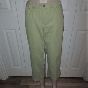 NEW Monroe & Main Lime Green Crop Jeans Size 6 NWOT